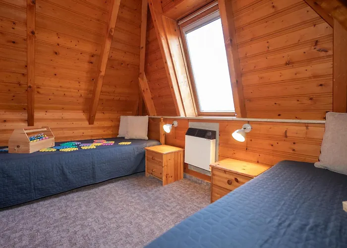 Opi Huck Stroot 42 بيت للعطل